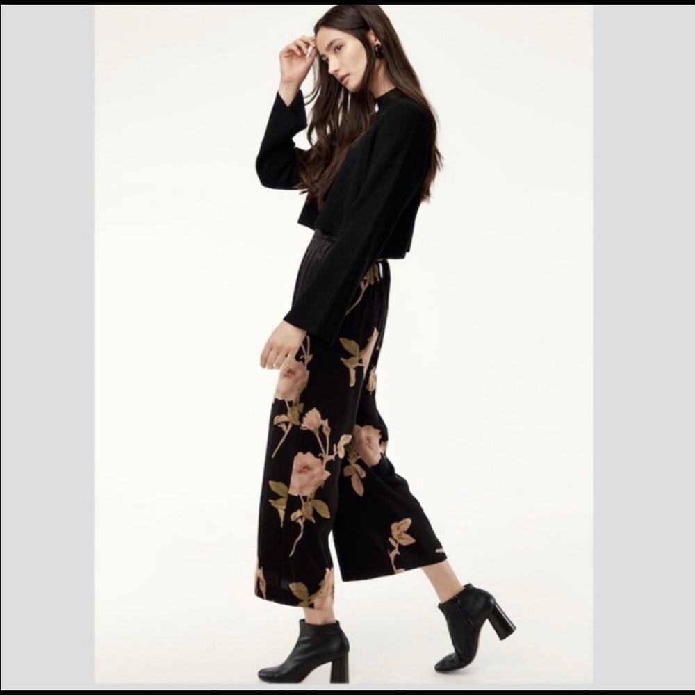Aritzia Black Floral Wide-Leg Pants